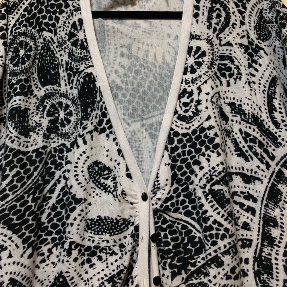 Cardigan - Picture 2 of 3